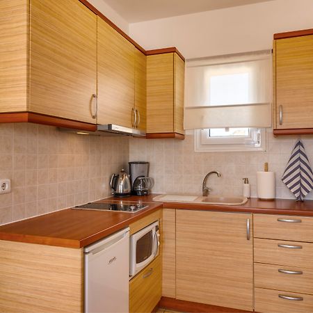 Sunrise Beach Suites Azolimnos Eksteriør bilde